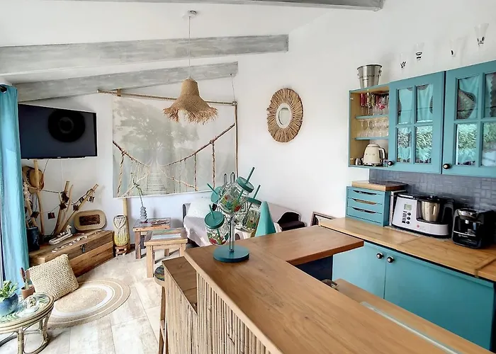 Holiday home Jolie Petite Au Coeur Des Capellans Piscine Saint-Cyprien (Pyrenees-Orientales)