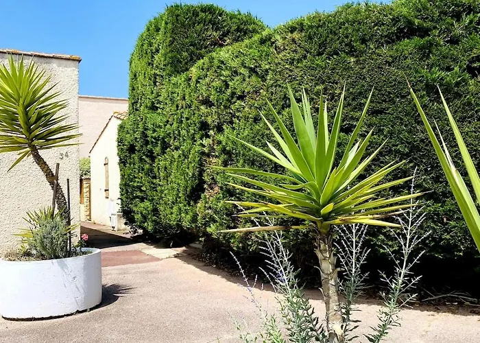 Jolie Petite Au Coeur Des Capellans Piscine Holiday home *