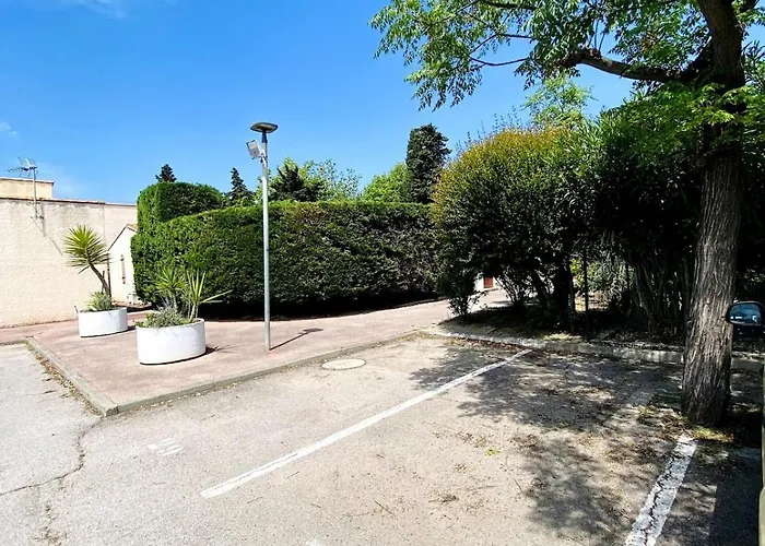 Holiday home Jolie Petite Au Coeur Des Capellans Piscine Saint-Cyprien (Pyrenees-Orientales)